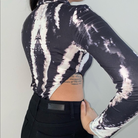 BRAND NEW tie die cutout bodysuit - Picture 4 of 5